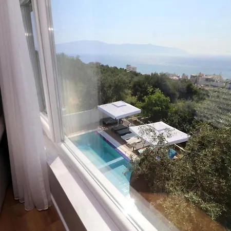 Elarad Πανσιόν Vlorë